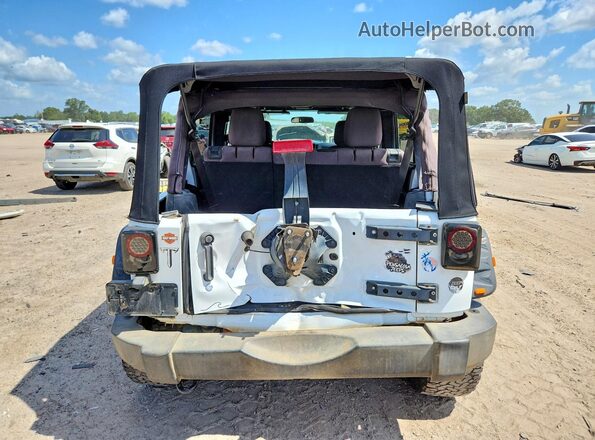1C4BJWDG5GL150677 2016 JEEP WRANGLER White უკანა ხედი