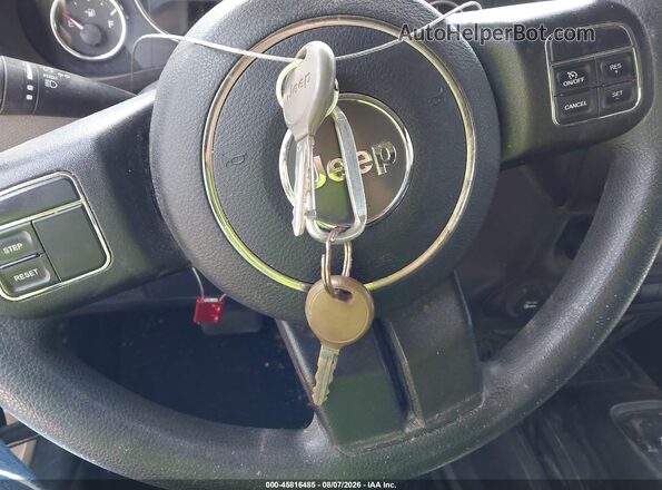 1C4BJWDG5JL858385 2018 JEEP WRANGLER Cream Widok deski rozdzielczej