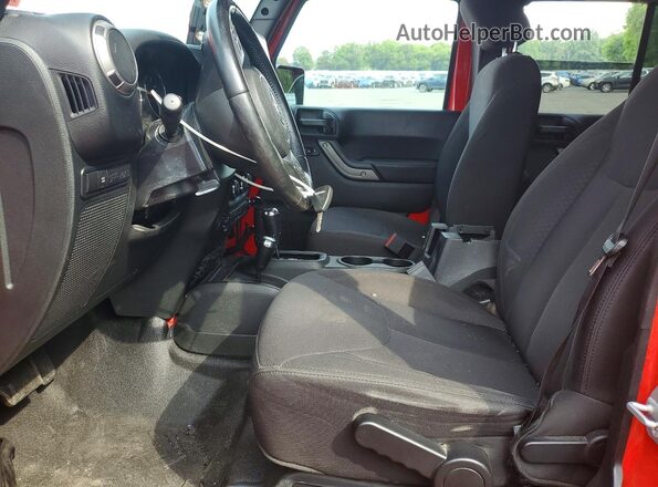 1C4BJWDG5JL869936 2018 JEEP WRANGLER Красный Вид салона спереди