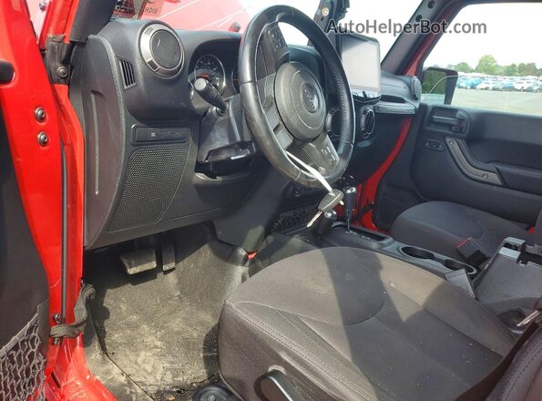 1C4BJWDG5JL869936 2018 JEEP WRANGLER Красный Вид панели приборов
