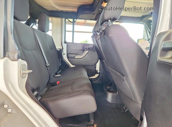 1C4BJWDG6GL112259 2016 JEEP WRANGLER White Вид задніх сидінь