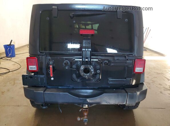 1C4BJWDG6JL914060 2018 JEEP WRANGLER Black Widok z tyłu
