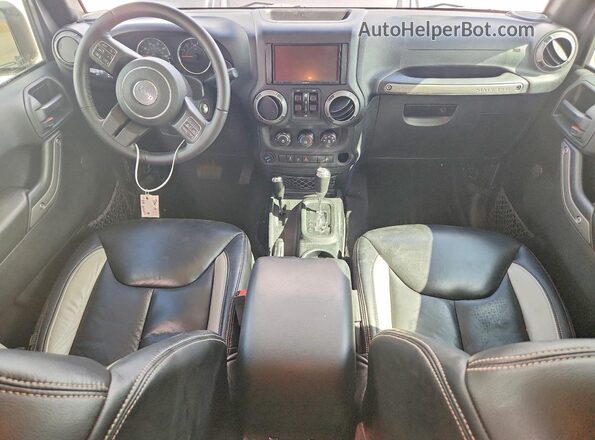1C4BJWDG7HL732331 2017 JEEP WRANGLER Gray წინა პანელის ხედი
