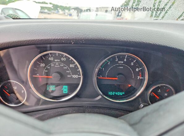 1C4BJWDG7JL809057 2018 JEEP WRANGLER Белый Вид щитка приборов