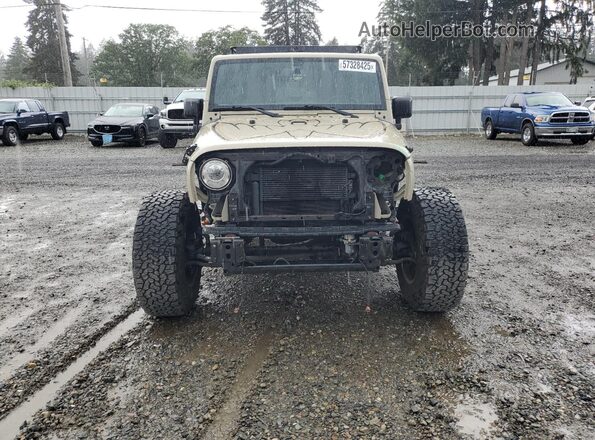 1C4BJWDG7JL892456 2018 JEEP WRANGLER Кремовый Вид спереди