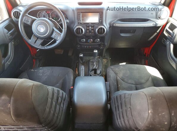 1C4BJWDG8GL116216 2016 JEEP WRANGLER Красный Вид панели приборов