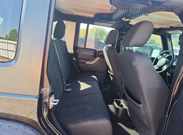 1C4BJWDG8HL695306 2017 JEEP WRANGLER Black უკანა სალონის ხედი