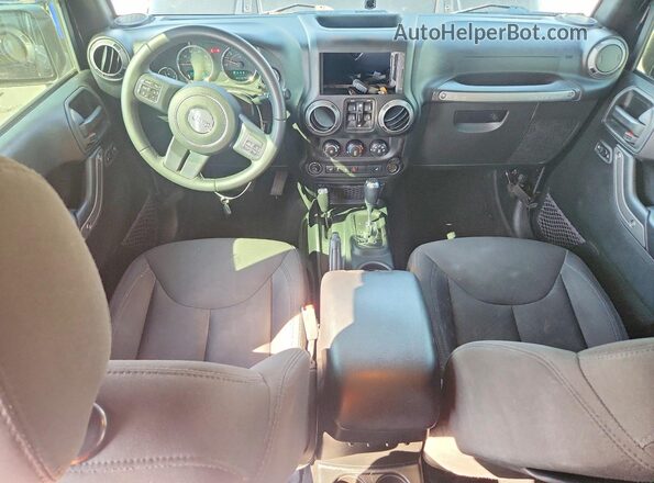 1C4BJWDG8HL695306 2017 JEEP WRANGLER Black წინა პანელის ხედი
