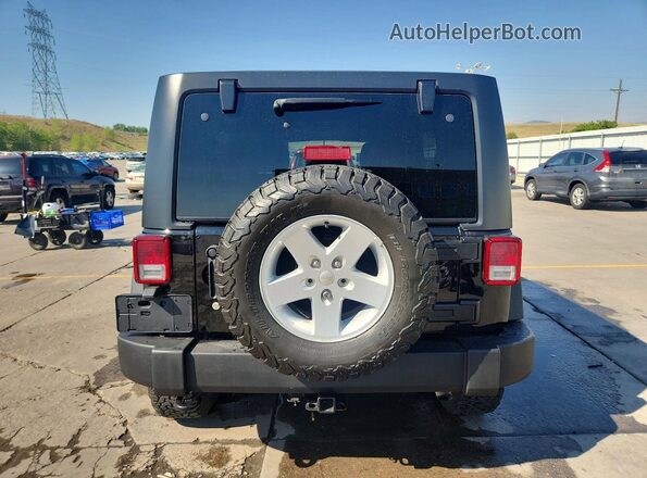 1C4BJWDG8HL695306 2017 JEEP WRANGLER Black უკანა ხედი