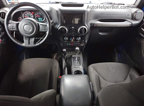 1C4BJWDG9GL179261 2016 JEEP WRANGLER Blue Vista del salpicadero