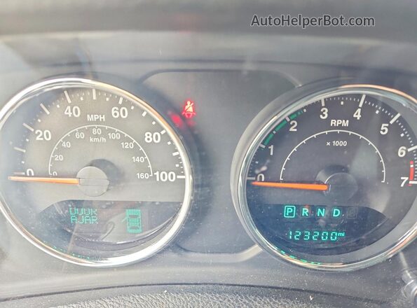 1C4BJWDG9GL326484 2016 JEEP WRANGLER Black Սարքավորումների վահանակի տեսք