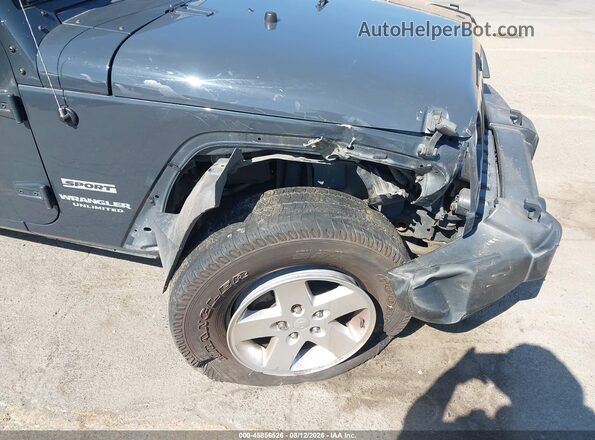 1C4BJWDG9HL520255 2017 JEEP WRANGLER UNLIMITED Gray Front view