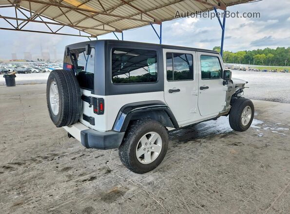 1C4BJWDGXHL528624 2017 JEEP WRANGLER White Trasero derecho