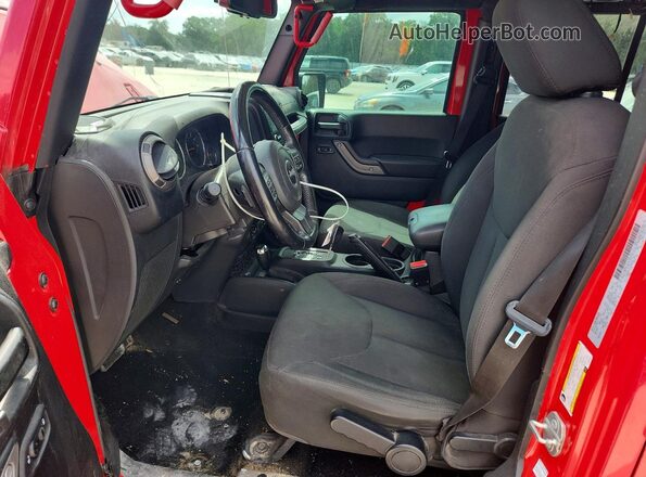 1C4BJWDGXJL835846 2018 JEEP WRANGLER Red Front interior view