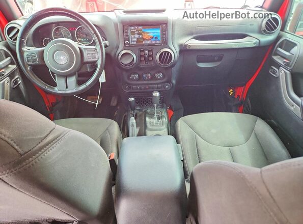 1C4BJWDGXJL835846 2018 JEEP WRANGLER Red Dashboard view
