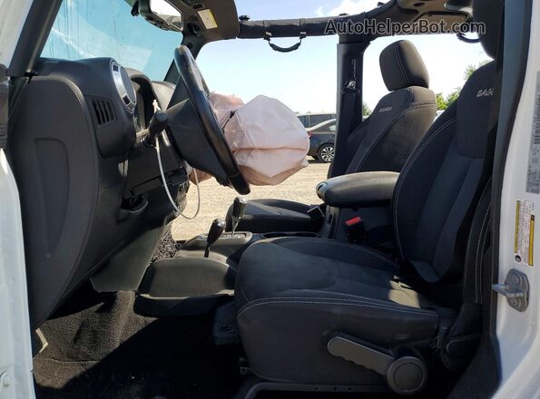 1C4BJWEG0GL182323 2016 JEEP WRANGLER White Вид салону спереду