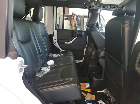 1C4BJWEG1GL155275 2016 JEEP WRANGLER White Widok wnętrza z tyłu