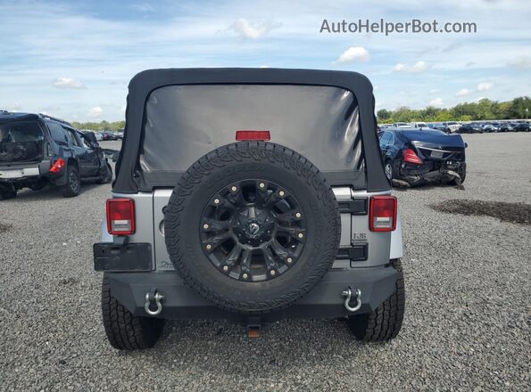 1C4BJWEG2GL297926 2016 JEEP WRANGLER Серебряный Вид сзади