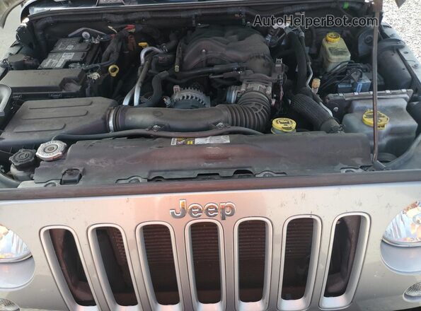 1C4BJWEG2GL297926 2016 JEEP WRANGLER Серебряный Вид подкапотного пространства
