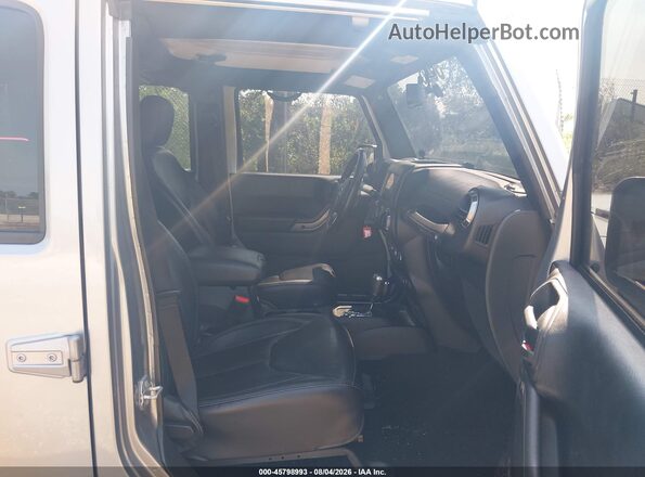 1C4BJWEG2JL853580 2018 JEEP WRANGLER Gray Widok wnętrza z przodu