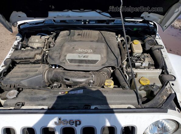 1C4BJWEG6GL261043 2016 JEEP WRANGLER White Vista interior trasera