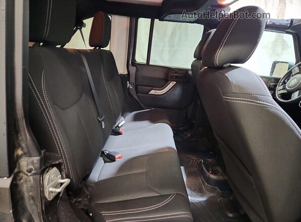 1C4BJWEG8JL936396 2018 JEEP WRANGLER Угольный Вид задней части салона