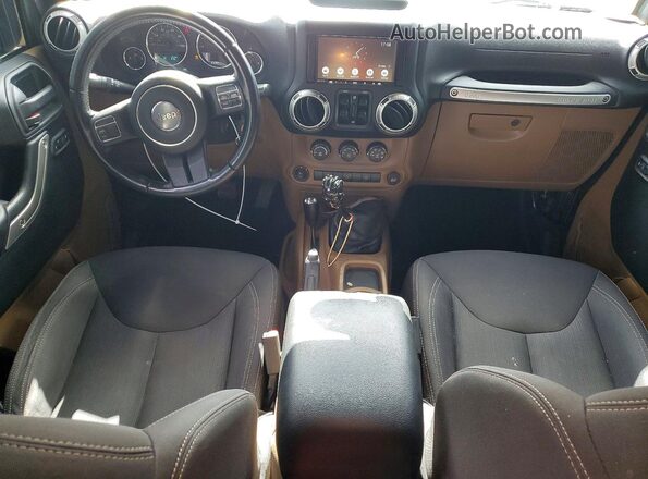 1C4BJWEG9GL231468 2016 JEEP WRANGLER Charcoal Vista del salpicadero
