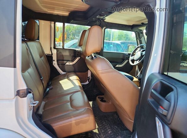 1C4BJWEG9GL327830 2016 JEEP WRANGLER White Հետևի նստատեղերի տեսք