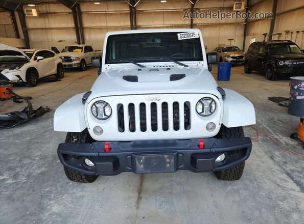 1C4BJWFG0GL132889 2016 JEEP WRANGLER Белый Вид спереди