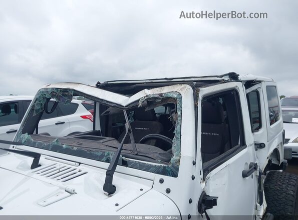 1C4BJWFG2HL561419 2017 JEEP WRANGLER UNLIMITED White Rear interior view