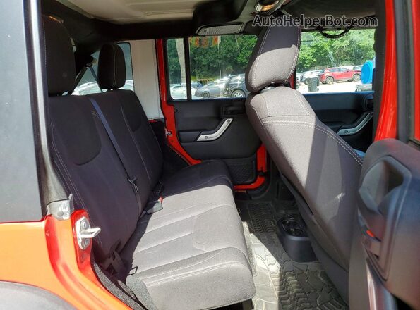 1C4BJWFG4GL243896 2016 JEEP WRANGLER Red Вид задньої частини салону