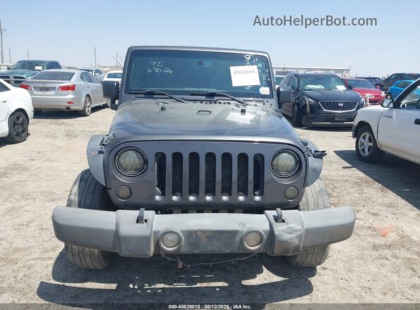 1C4BJWFG7GL179322 2016 JEEP WRANGLER UNLIMITED Серый Вид щитка приборов