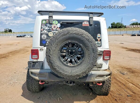1C4BJWFG8GL163940 2016 JEEP WRANGLER White Widok z tyłu
