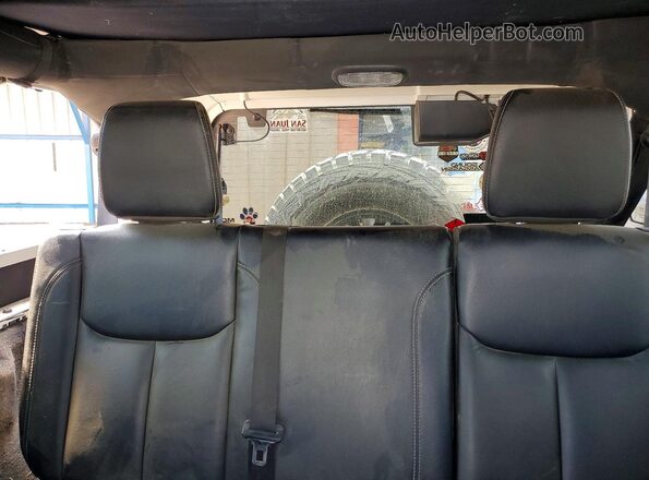 1C4BJWFG8GL163940 2016 JEEP WRANGLER White Widok tylnych siedzeń