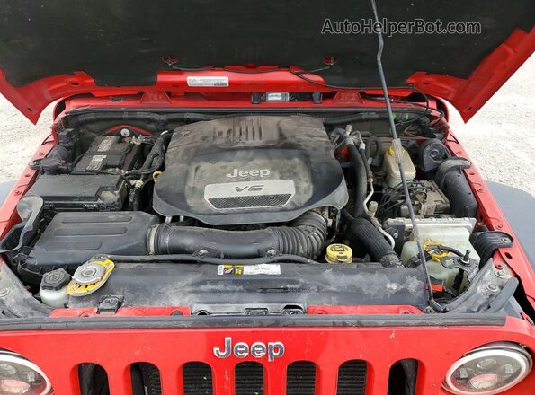 1C4BJWFGXGL240338 2016 JEEP WRANGLER Red Vista del compartimento del motor