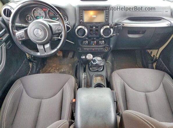 1C4BJWFGXJL860422 2018 JEEP WRANGLER Tan Առջևի վահանակի տեսք