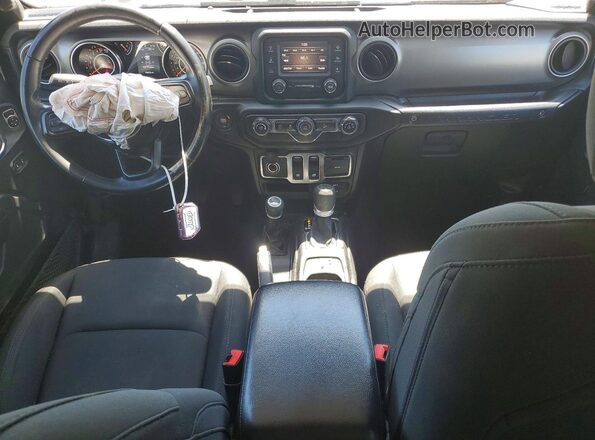 1C4GJXAG0LW224838 2020 JEEP WRANGLER Черный Вид панели приборов
