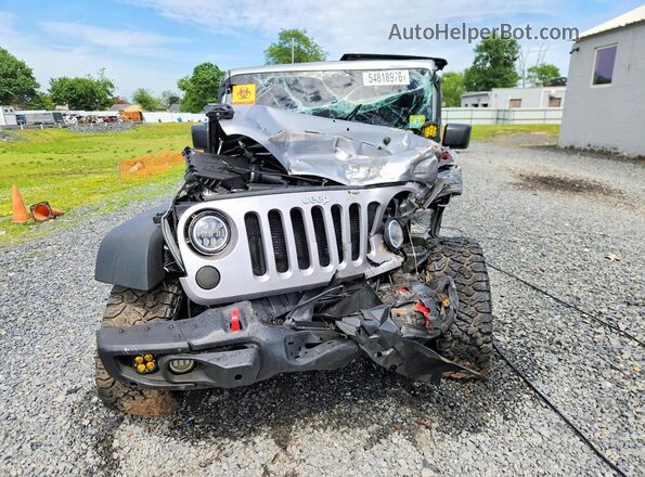1C4HJWDG1GL346142 2016 JEEP WRANGLER Silver Vista frontal