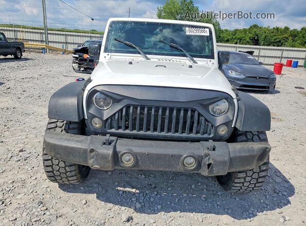 1C4HJWDG2HL654311 2017 JEEP WRANGLER White Widok z przodu