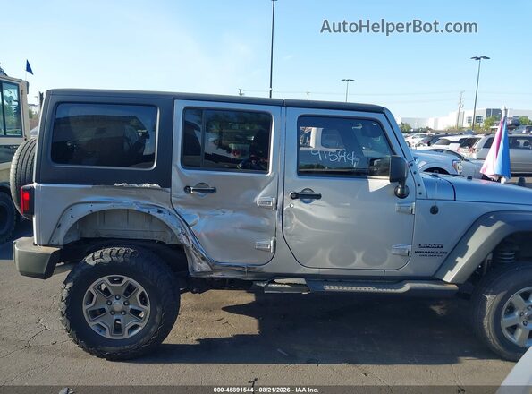 1C4HJWDG5GL135641 2016 JEEP WRANGLER UNLIMITED Silver Widok wnętrza z tyłu