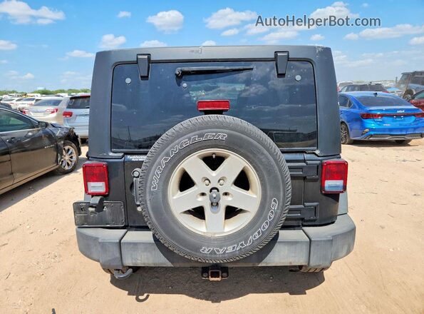 1C4HJWDG9GL326429 2016 JEEP WRANGLER Black Հետևի տեսք
