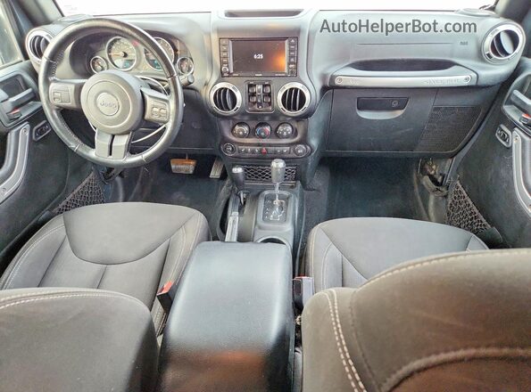 1C4HJWEG2JL897928 2018 JEEP WRANGLER Blue Vista del salpicadero