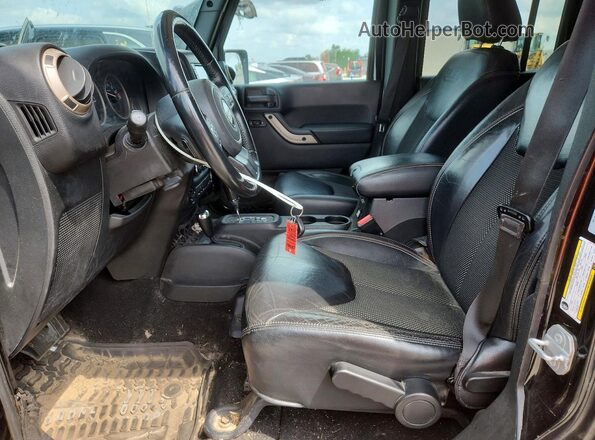 1C4HJWEG3GL248969 2016 JEEP WRANGLER Black Widok wnętrza z przodu