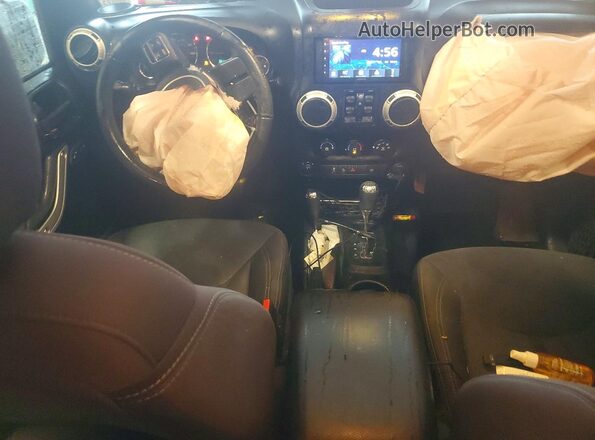 1C4HJWEG3JL801823 2018 JEEP WRANGLER Черный Вид панели приборов