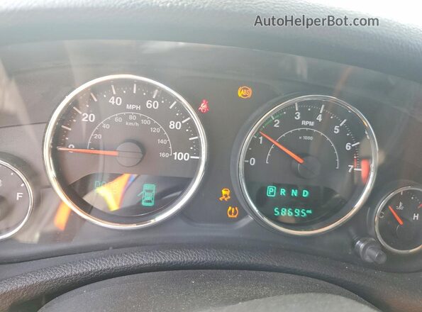 1C4HJWEG4GL263898 2016 JEEP WRANGLER Black ხელსაწყოთა პანელის ხედი
