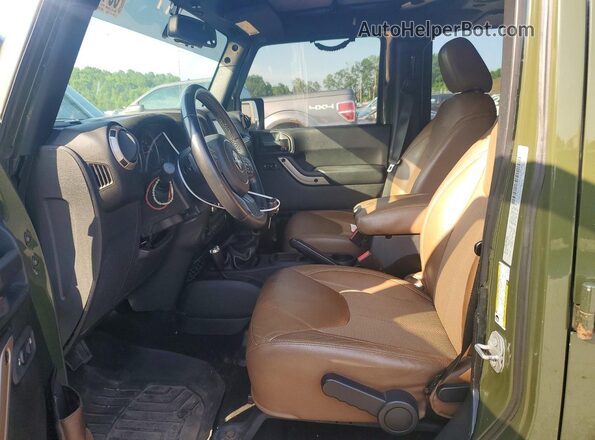 1C4HJWEG5GL268799 2016 JEEP WRANGLER Зеленый Вид салона спереди