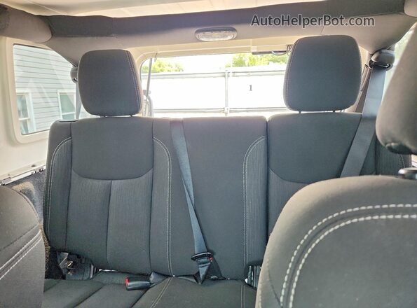 1C4HJWEG5GL312963 2016 JEEP WRANGLER White უკანა სავარძლების ხედი