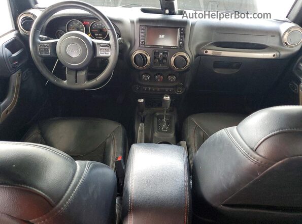 1C4HJWEG6GL216744 2016 JEEP WRANGLER Black Вид панелі приладів