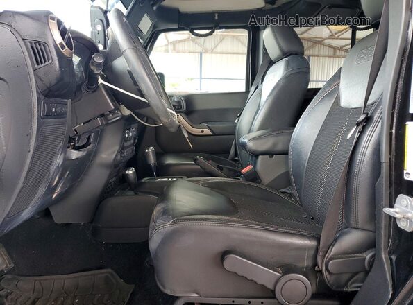 1C4HJWEG6GL216744 2016 JEEP WRANGLER Black Вид салону спереду