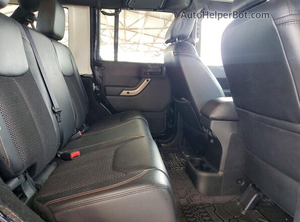 1C4HJWEG6GL216744 2016 JEEP WRANGLER Black Вид задніх сидінь